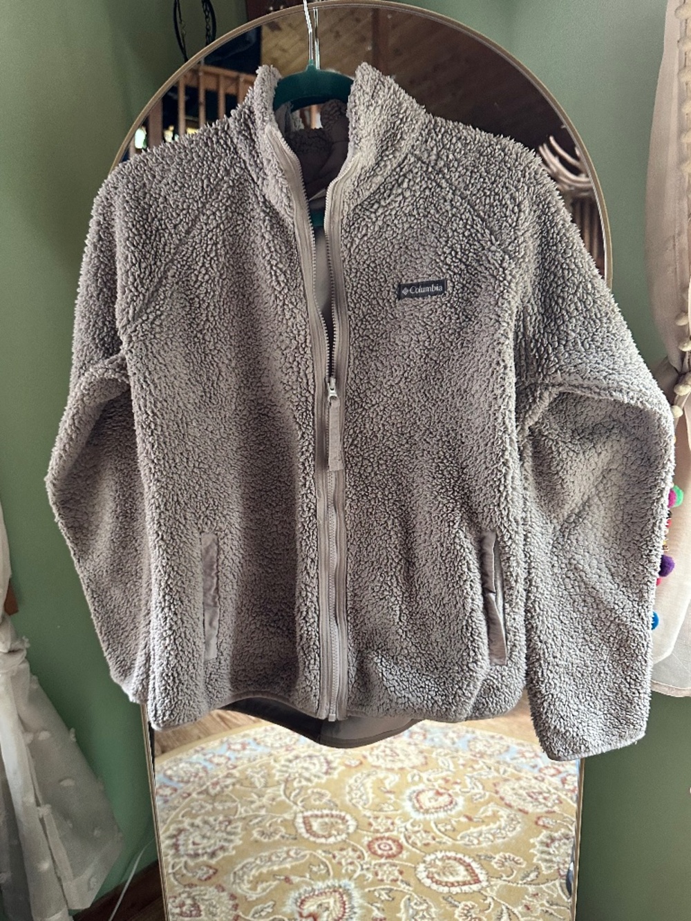 Columbia W Medium